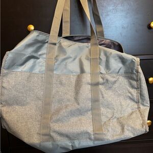 Stylish Gray Duffel Bag for Men